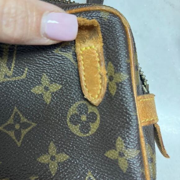 LOUIS VUITTON MARLEY BANDOULIERE - Picture 2 of 5